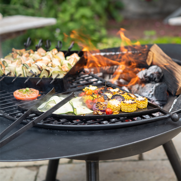 Calypso Fire Pit - Lifestyle close up with food - Firepits UK - WEB 600x600 - Lo Res