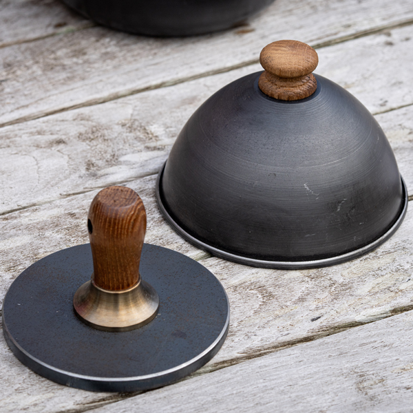 Burger Cloche and Press on table - Firepits UK - Lifestyle - LoRes07157600x600