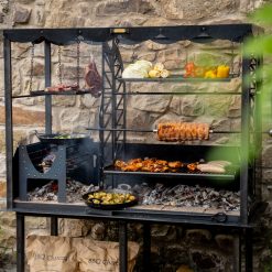Asado Maximo Complete Lit with Food - Firepits UK - Lifestyle - LoRes07730600x600