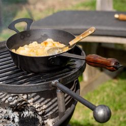 UK Long Handled Saucepan with Apple Sauce - Firepits UK - Lifestyle - LoRes600x60008025